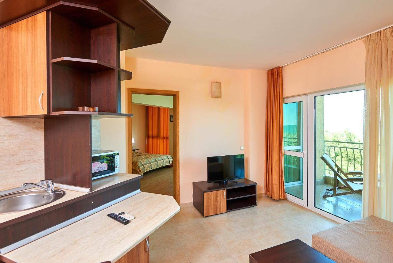 Guest House California Pomorie Extérieur photo